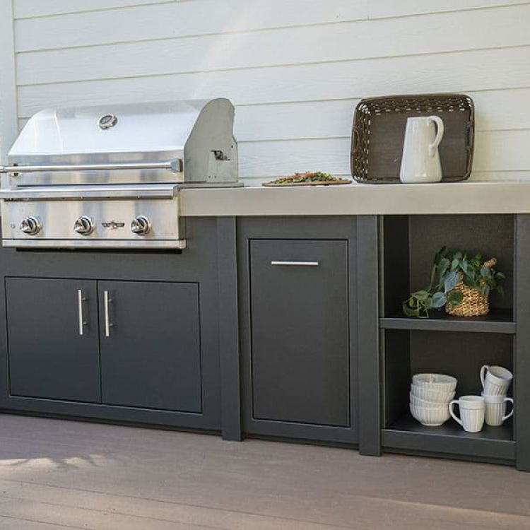 Outdoor Kitchens
